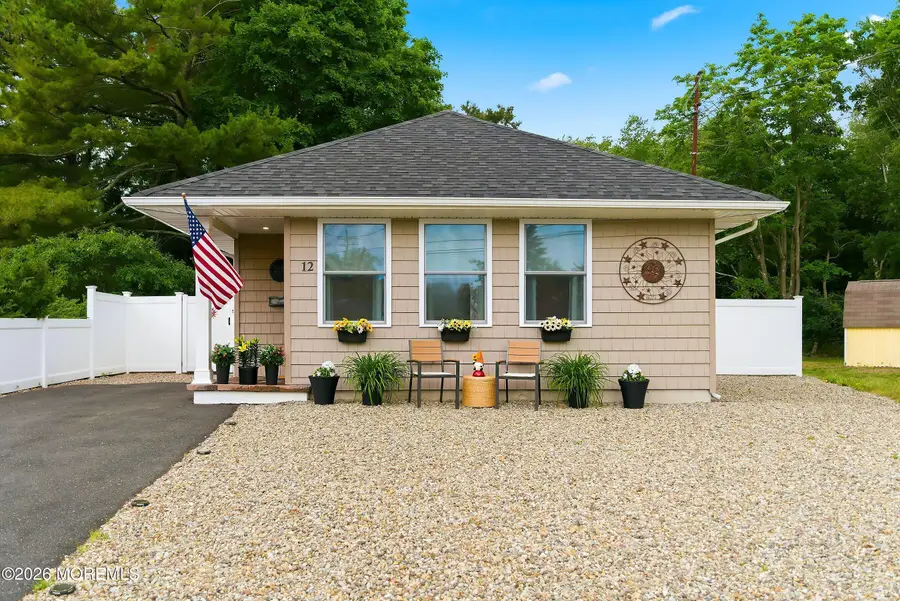 12 Pocono Place, Toms River, NJ 08753 - #2