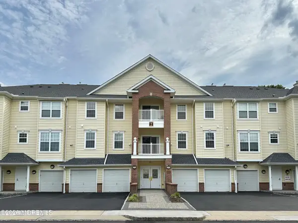 2201 Ambassador Court, Franklin Twp, NJ 08873