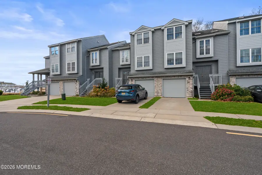 241 Schooner Circle #214, Neptune, NJ 07753 - #3