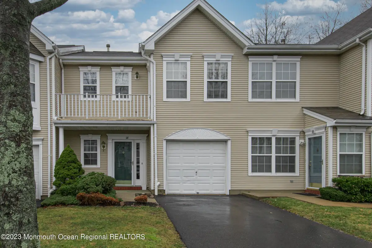 28 Picket Place, Freehold, NJ 07728 - #1
