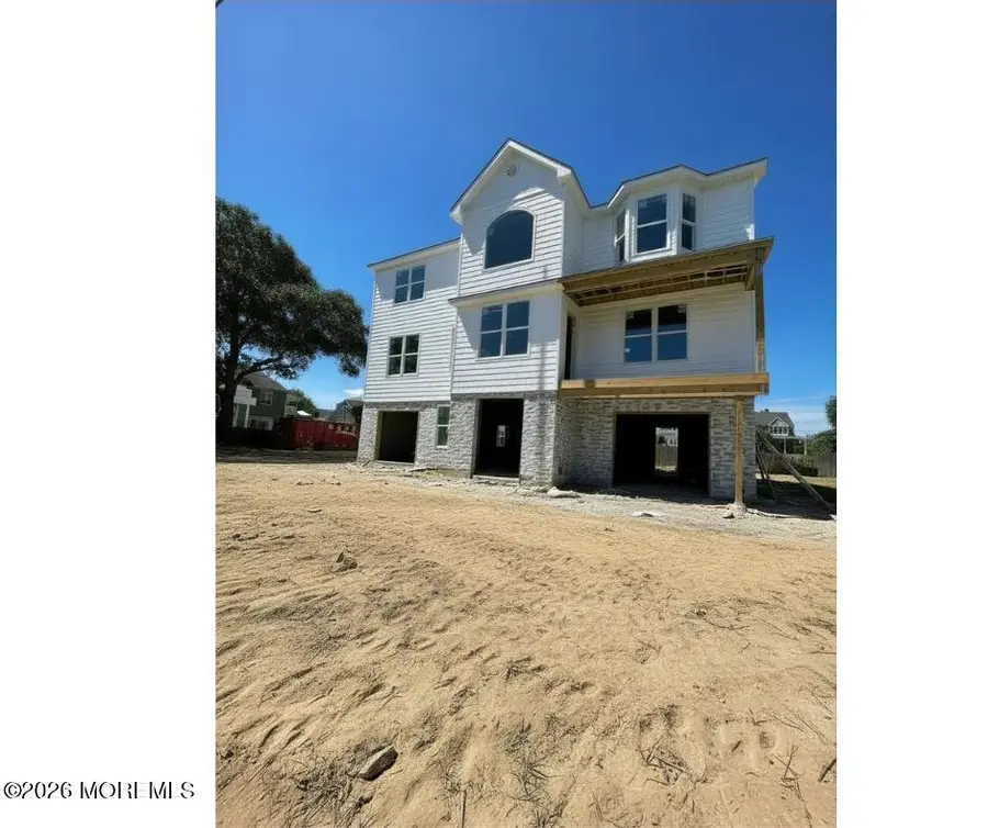 425 Bayview Avenue, Union Beach, NJ 07735 - #2