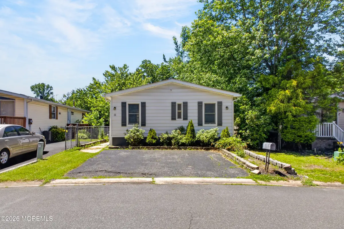 11 Short Oaks Court, Manalapan, NJ 07726 - #1