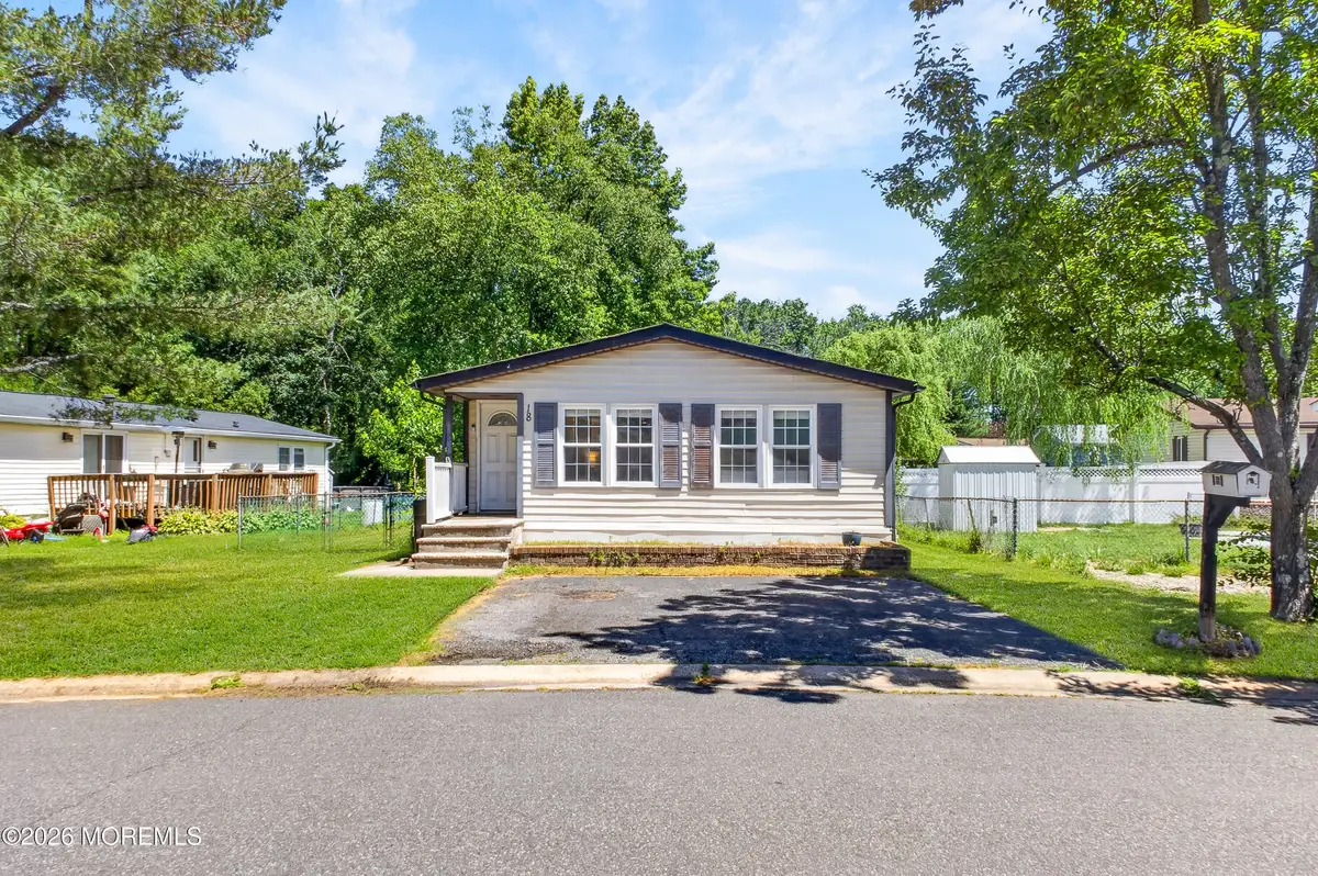 18 Short Oaks Court, Manalapan, NJ 07726 - #1