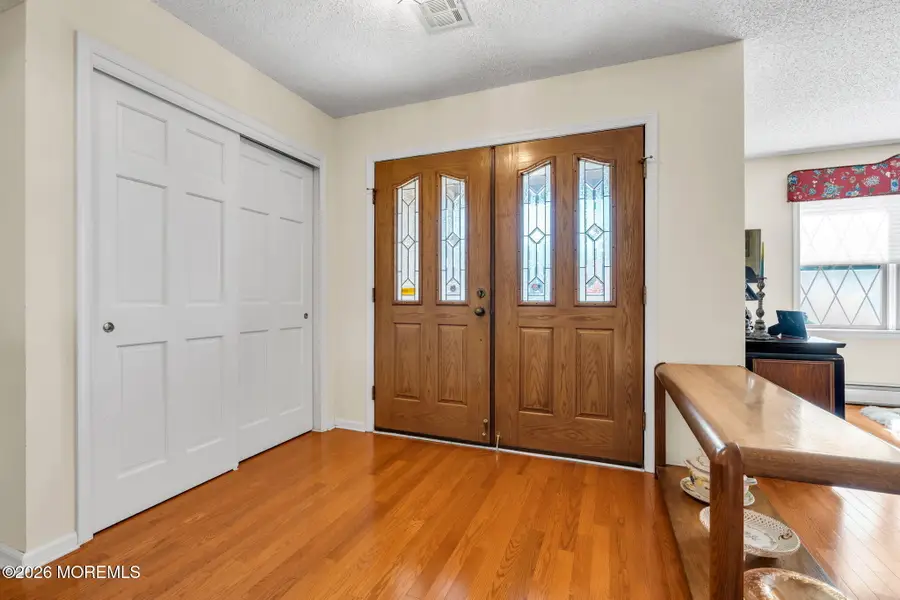 7 Abbey Lane, Marlboro, NJ 07746 - #3