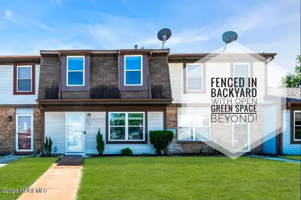 300 Greenwood Loop Road #300, Brick, NJ 08724