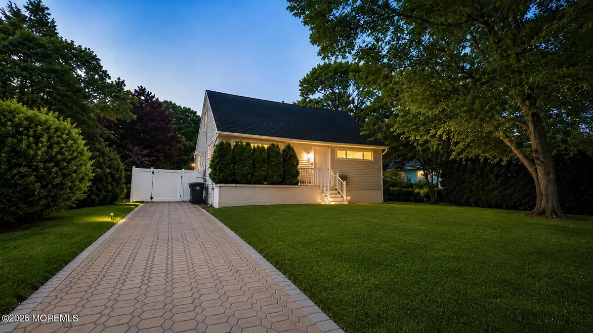 409 Wells Avenue, Oakhurst, NJ 07755 - #1