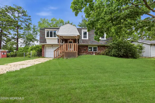 3 Cherokee Drive, Browns Mills, NJ 08015
