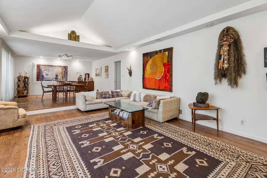 20 Kean Road, Short Hills, NJ 07078 - #3