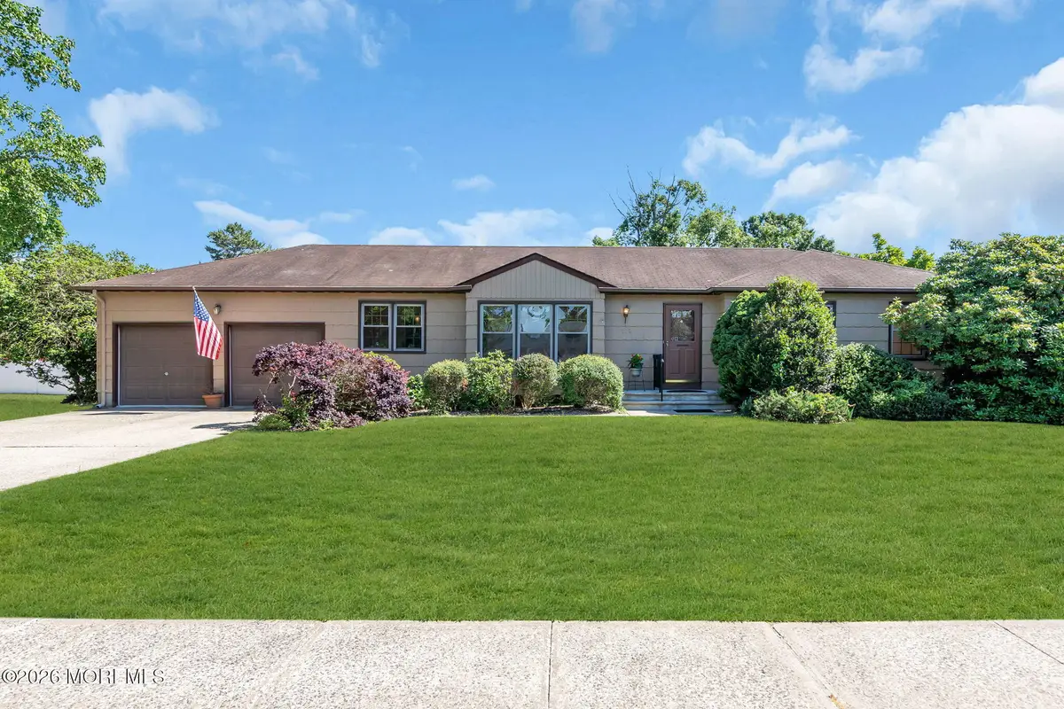 202 Yvonne Drive, Toms River, NJ 08753 - #1