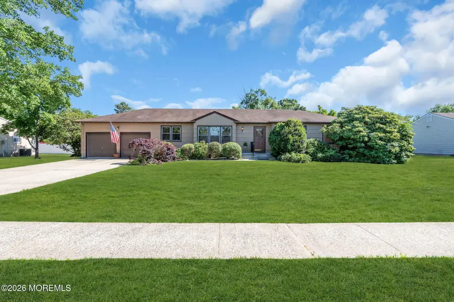 202 Yvonne Drive, Toms River, NJ 08753 - #3