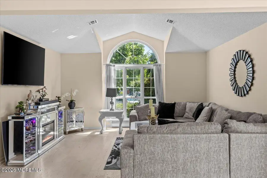 5 Harrow Court, Toms River, NJ 08757 - #3