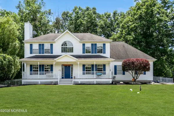 15 Susie Lane, Jackson, NJ 08527