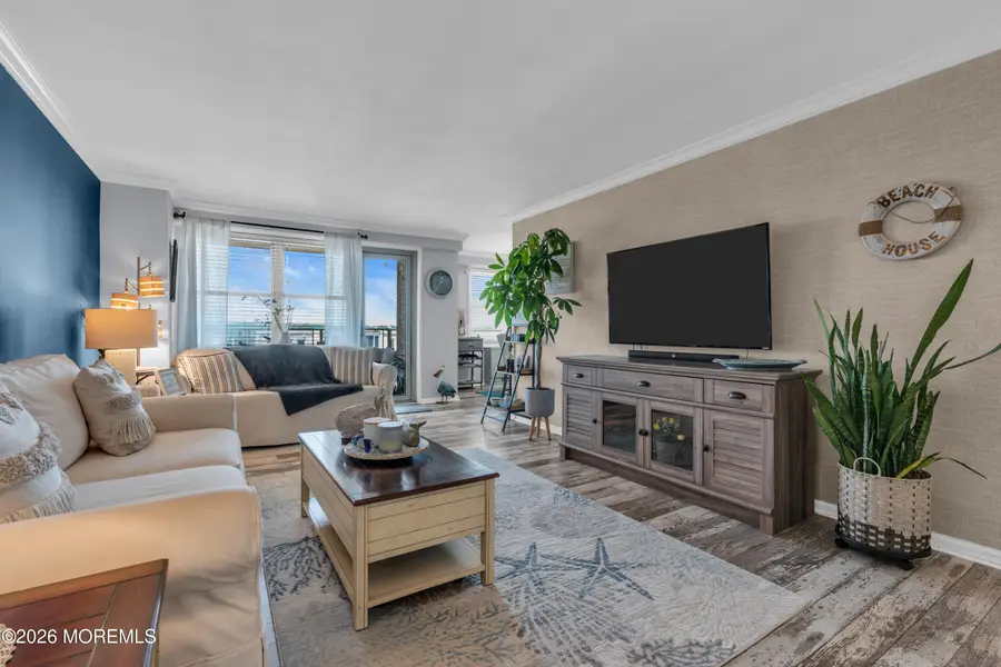 28 Riverside Avenue #11K, Red Bank, NJ 07701 - #2