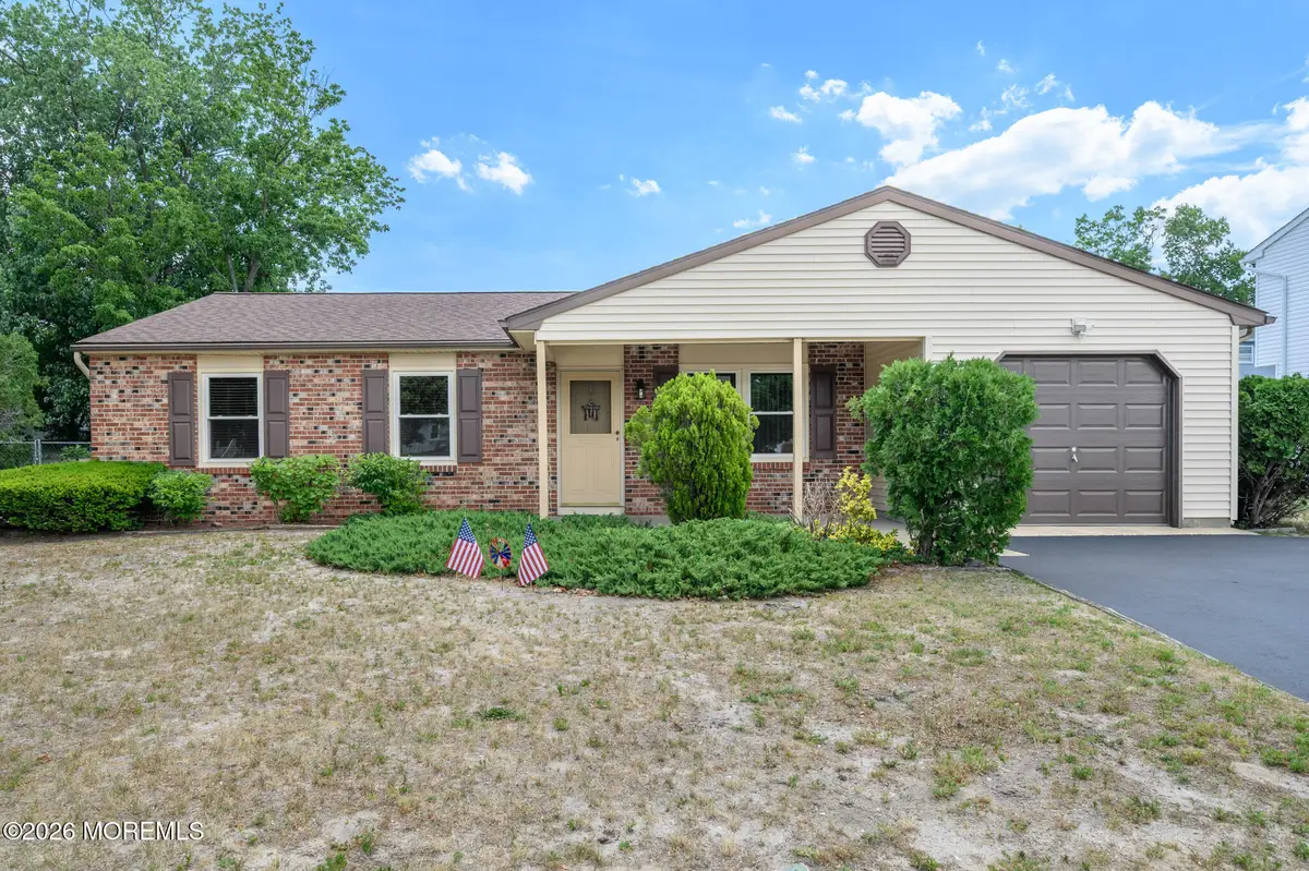 5 Evergreen Place, Howell, NJ 07731 - #1