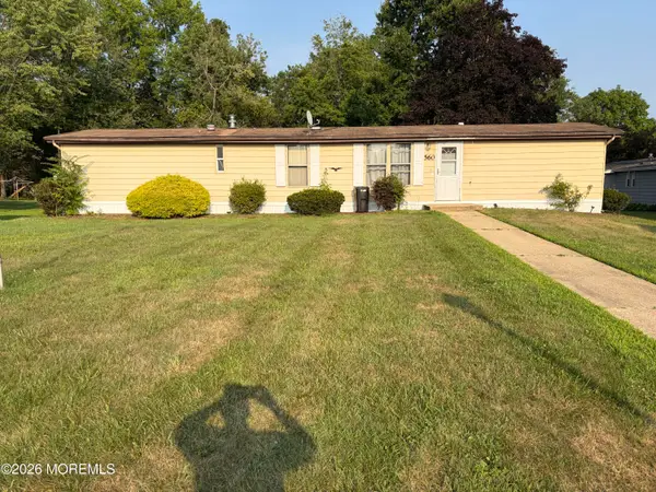 560 Sara Drive, Freehold, NJ 07728