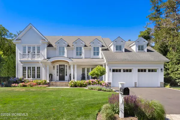 8 Holly Tree Lane, Rumson, NJ 07760