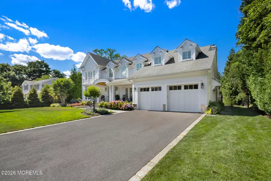 8 Holly Tree Lane, Rumson, NJ 07760 - #2