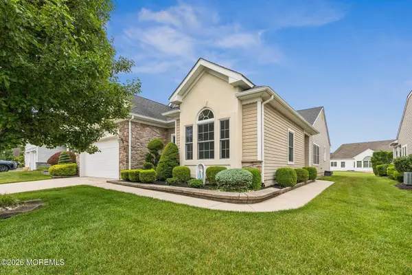 23 Cape May Court, Waretown, NJ 08758