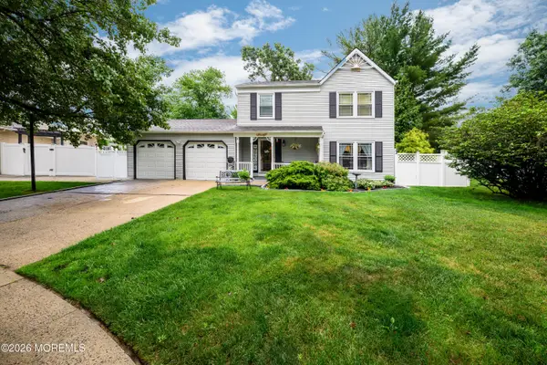 4 Boston Court, Howell, NJ 07731