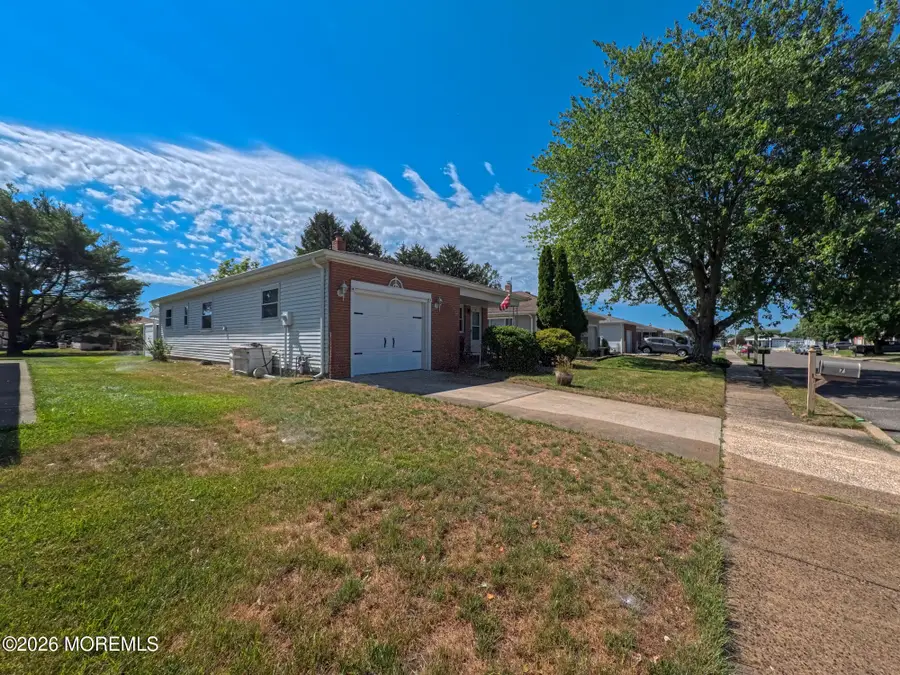 7 Pavilion Street, Toms River, NJ 08757 - #2
