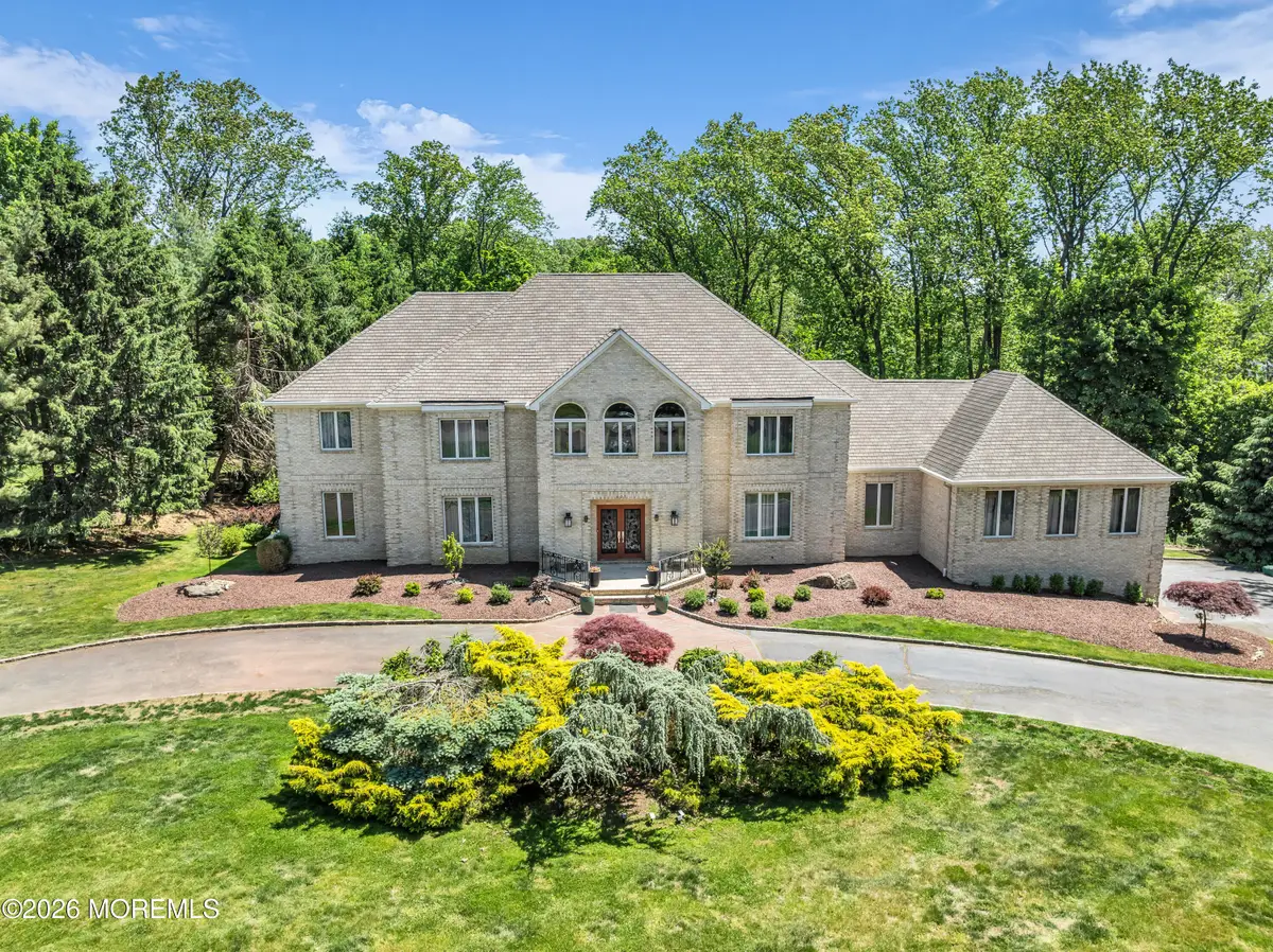 427 Fawns Run, Morganville, NJ 07751 - #1