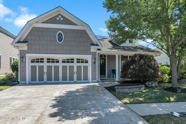 10 Iselin Lane, Oceanport, NJ 07757