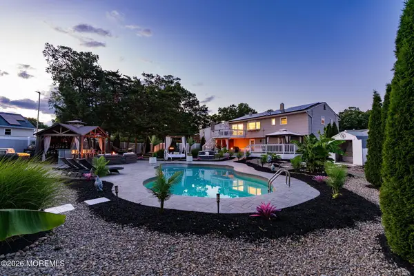 109 Twin Rivers Drive, Toms River, NJ 08753