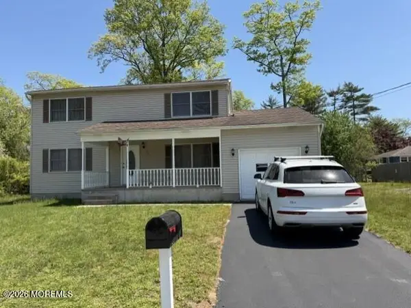 641 Ship Avenue, Beachwood, NJ 08722