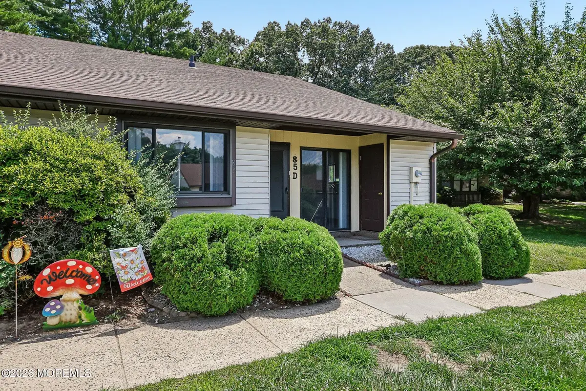 85 Amberly Drive #D, Manalapan, NJ 07726 - #1