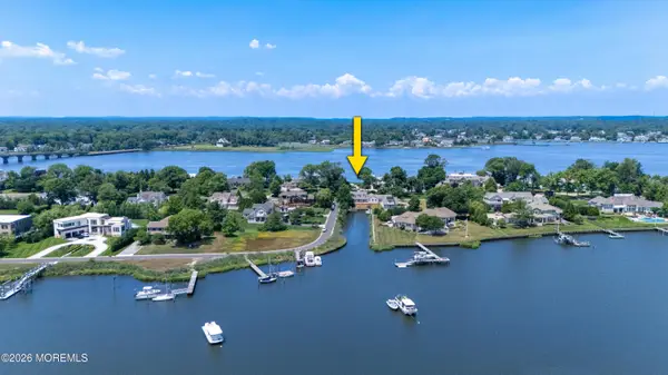 68 Gooseneck Point Road, Oceanport, NJ 07757