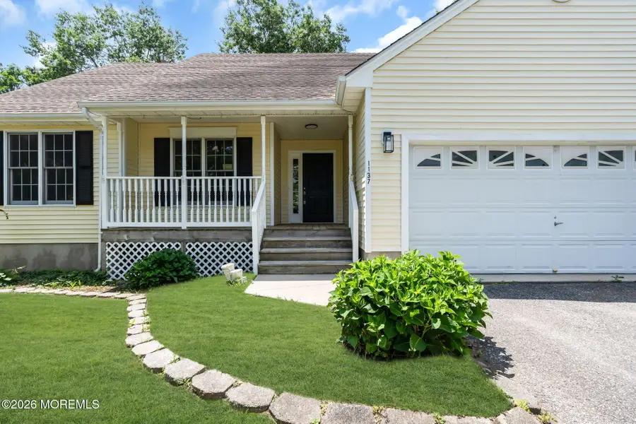 1137 Hawser Avenue, Manahawkin, NJ 08050 - #3