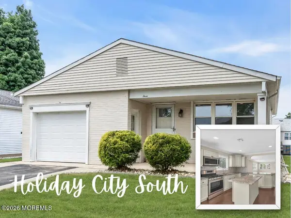 3 Saint Francois Court, Toms River, NJ 08757