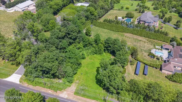 947 Holmdel Road, Holmdel, NJ 07733