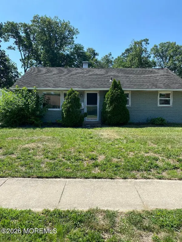 36 Rose Lane, West Berlin, NJ 08091