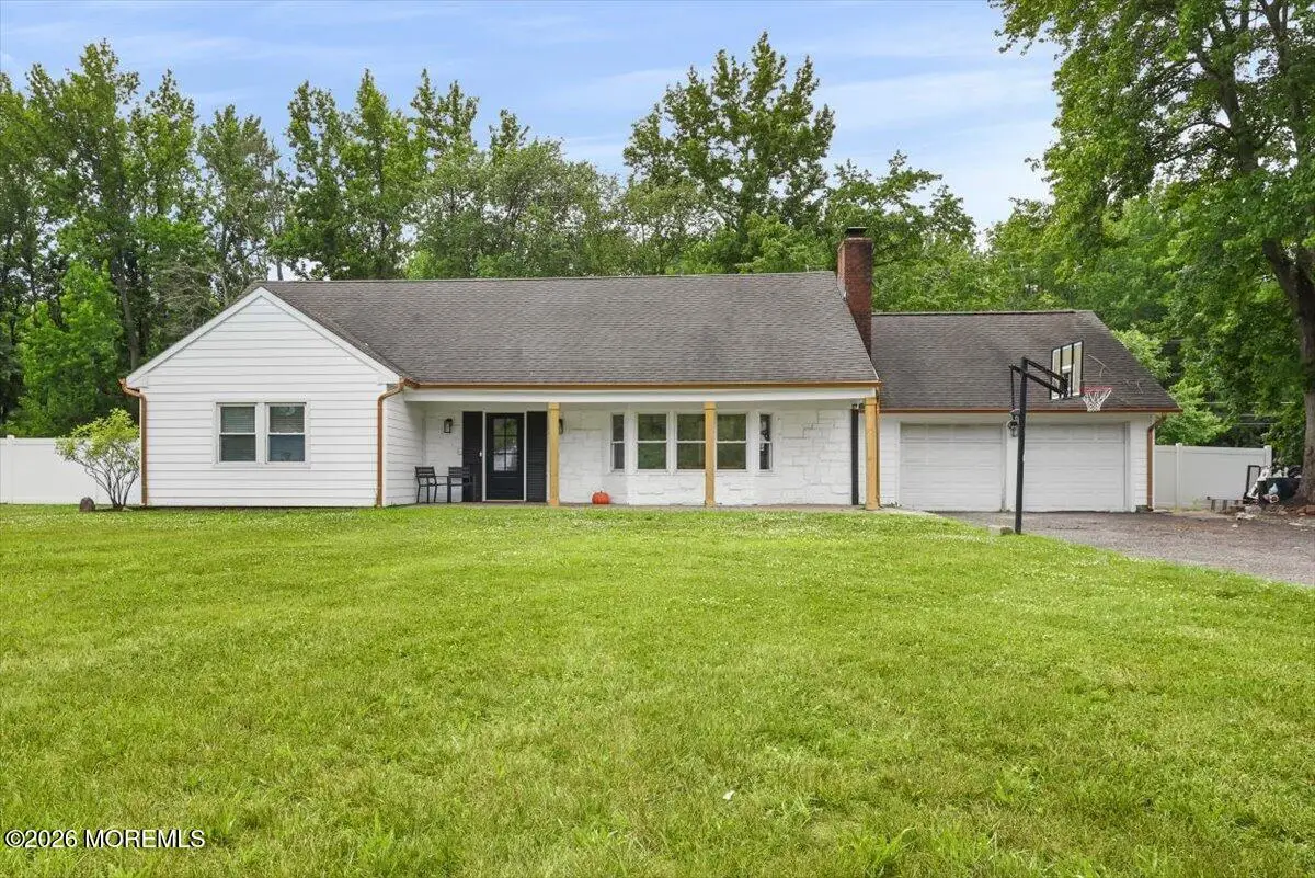 12 Maxwell Lane, Manalapan, NJ 07726 - #1