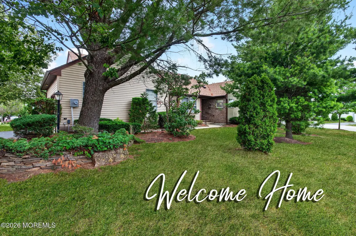 2 Ethan Allen Drive, Monroe, NJ 08831 - #1