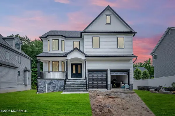 25 Wicker Place, Morganville, NJ 07751
