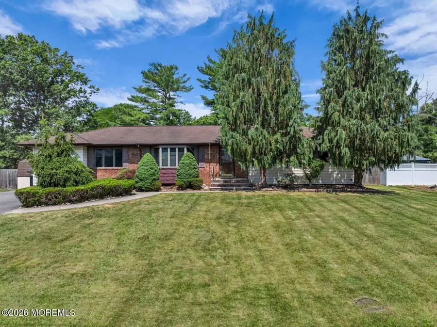 77 Schwinn Drive, Clark, NJ 07066 - #2