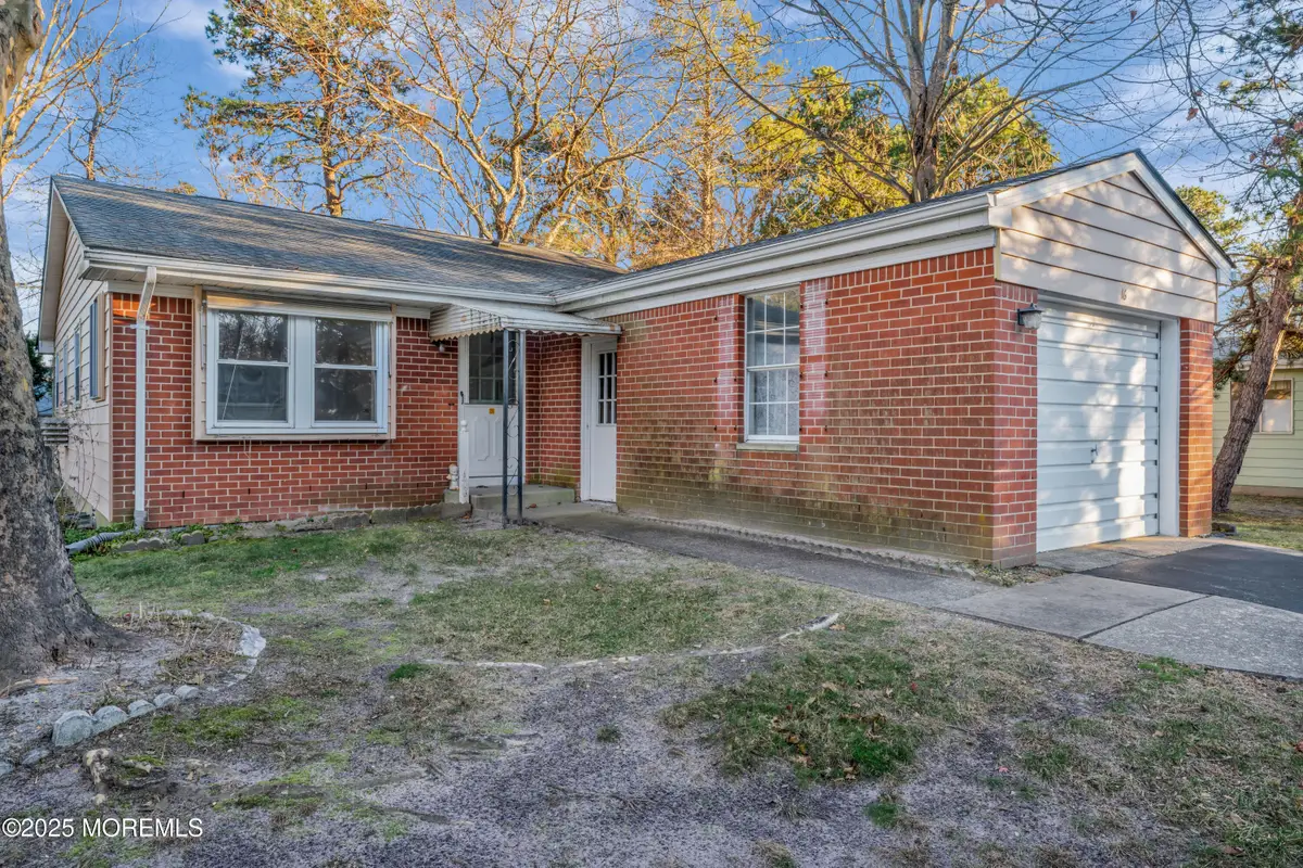 16 Musket Lane, Manchester, NJ 08759 - #1