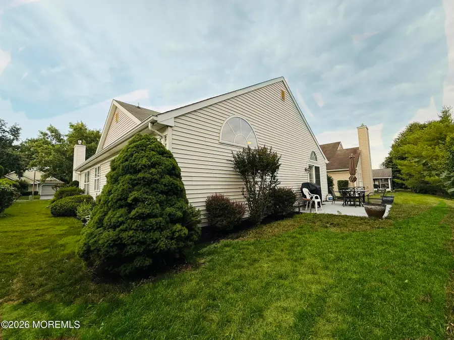 18 Skyline Drive, Lakewood, NJ 08701 - #2
