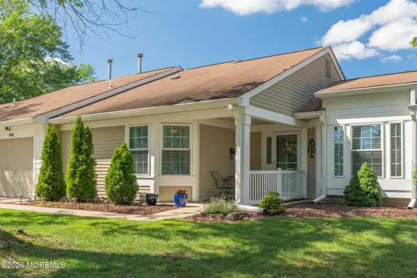 1156B Thornbury Lane, Manchester, NJ 08759