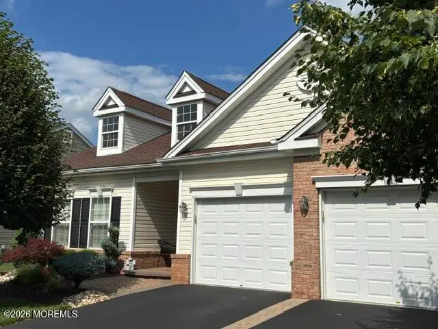 61 Diamond Spring Drive, Monroe, NJ 08831 - #2