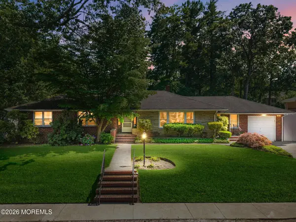 1236 Georgian Terrace, Lakewood, NJ 08701