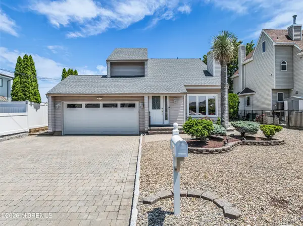 157 Royal Drive, Brick, NJ 08723