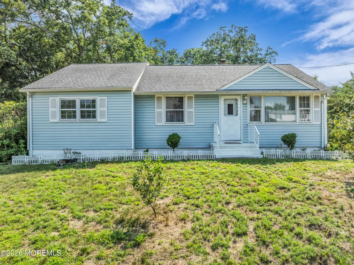 11 Hemlock Road, Howell, NJ 07731 - #1