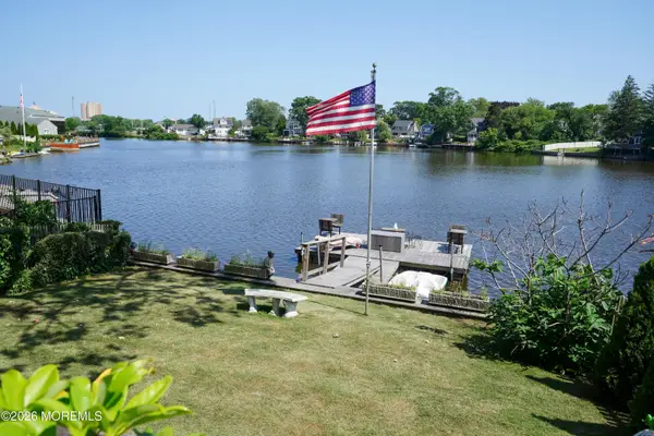 21 Wanamassa Point Road, Ocean Twp, NJ 07712
