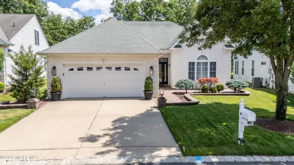 37 Inverness Lane, Jackson, NJ 08527
