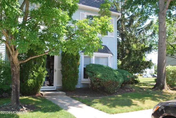 16 Liberty Place, Jackson, NJ 08527