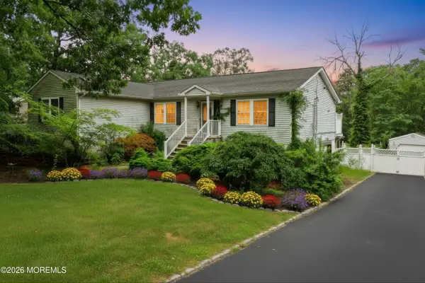 2121 Ridgeway Road, Toms River, NJ 08757