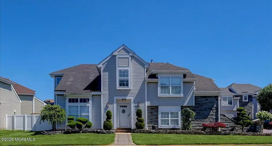 123 Kentucky Way, Freehold, NJ 07728 - #2